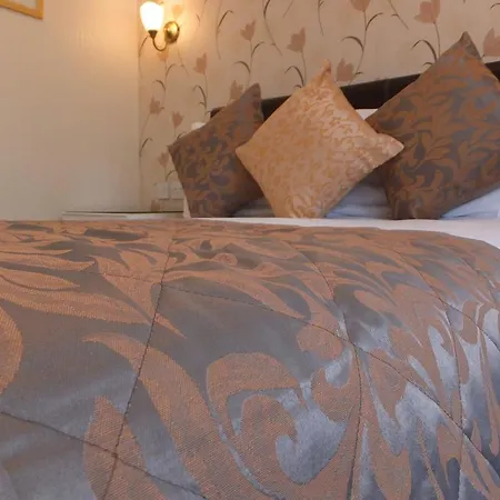 Holmlea Exclusively For Adults بيت ضيافة ويندرمير